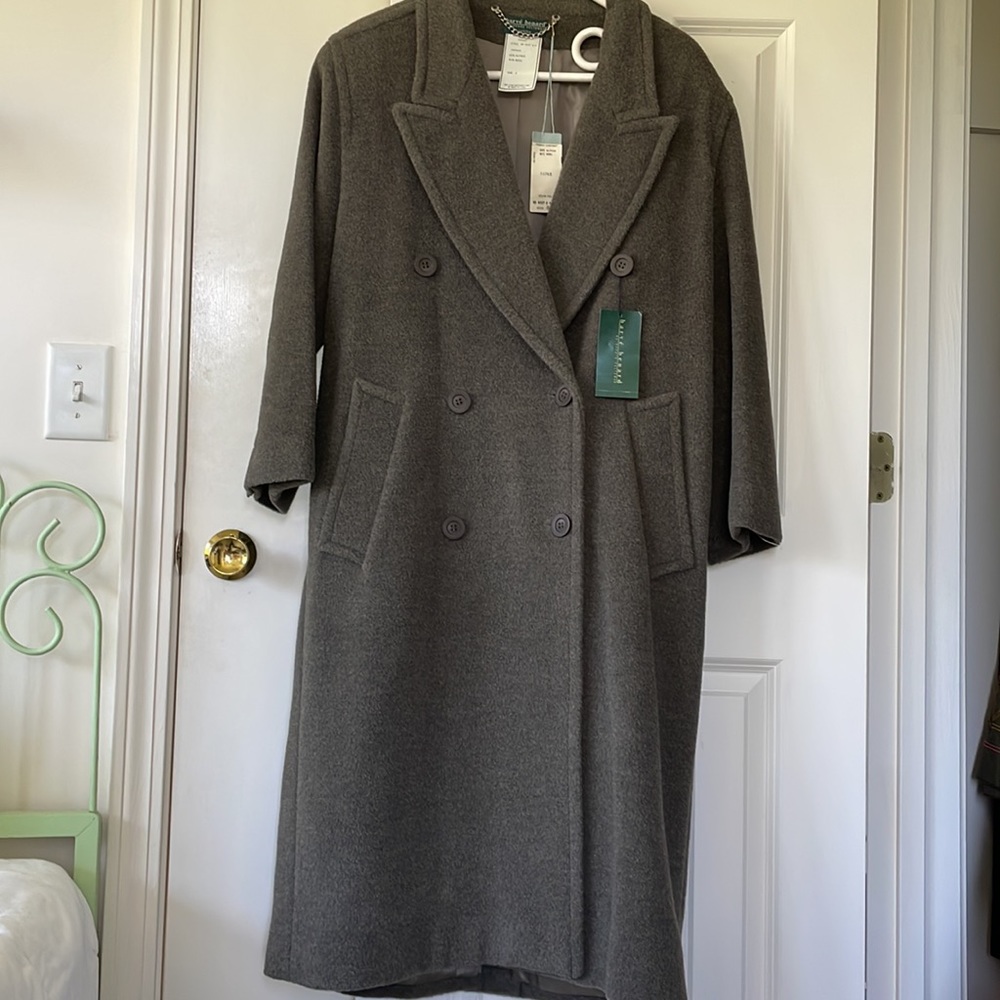 Harve Bernard Alpaca & Wool gray/green coat, Size 8 (Petite)